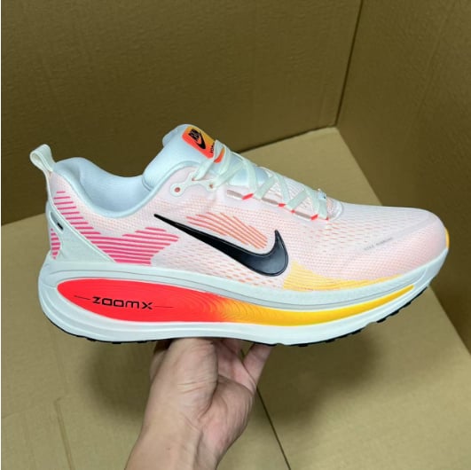 View 2 - White / Orange