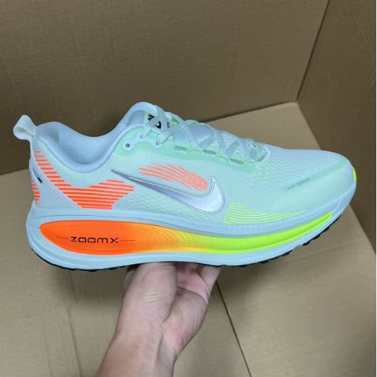 Basketball Shoes Batch Lunar Series