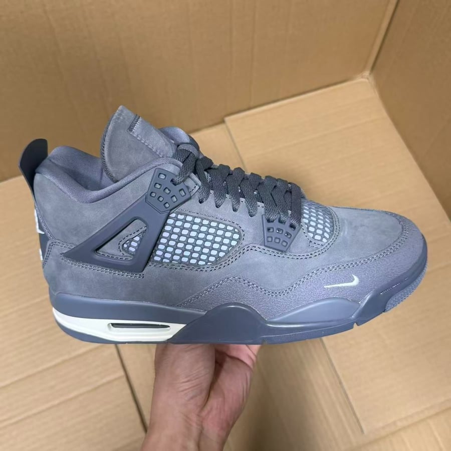 View 3 - Grey