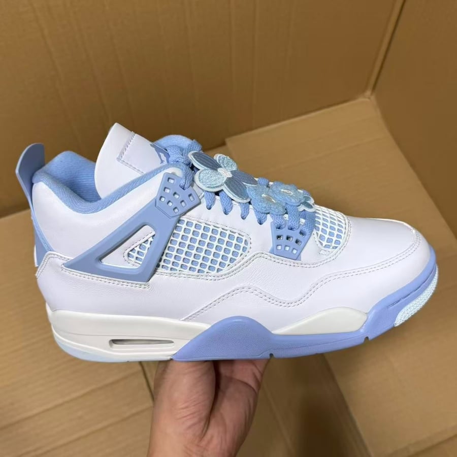View 8 - Blue