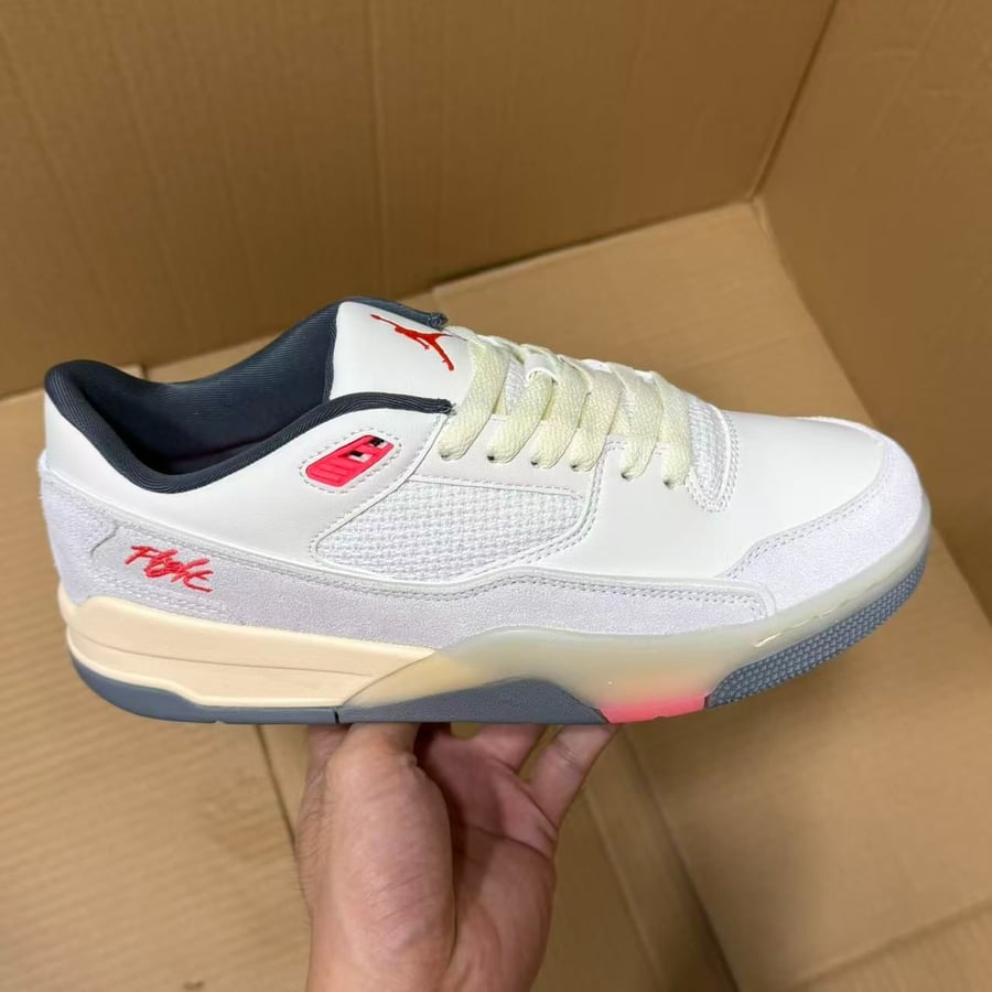 View 4 - Grey / Beige