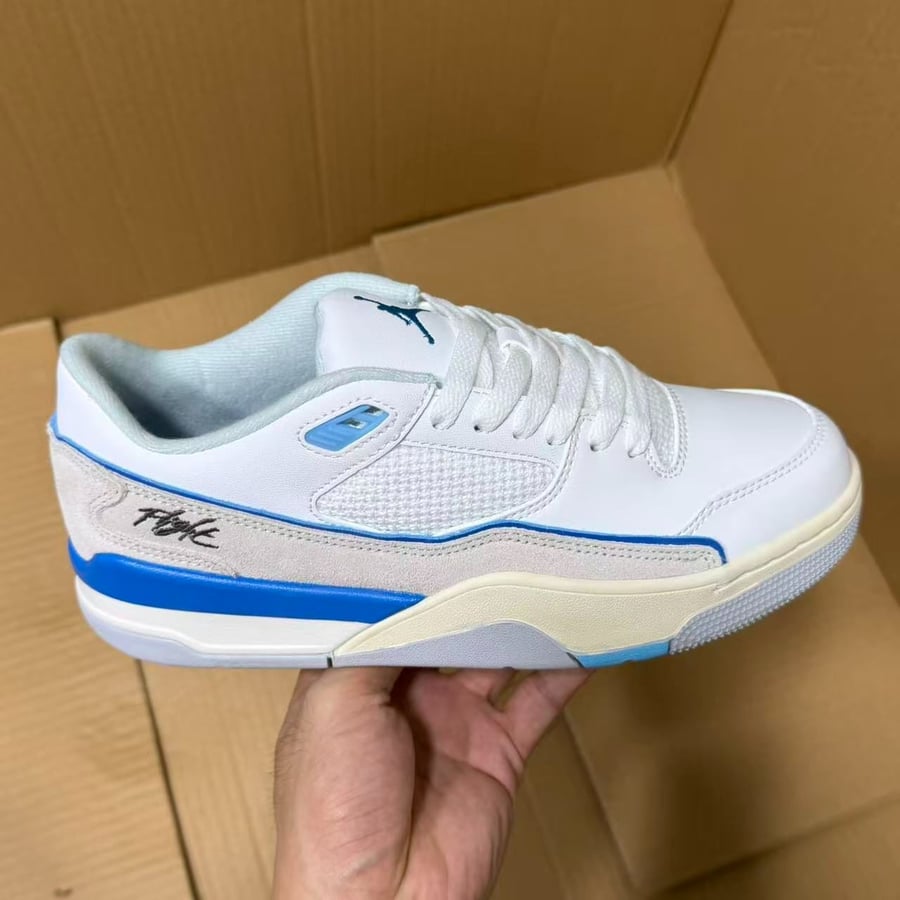 View 5 - White / Blue