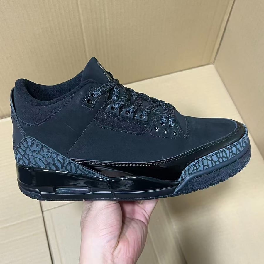 View 7 - Black