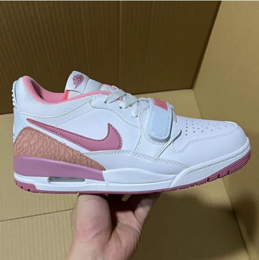 View 2 - White / Pink