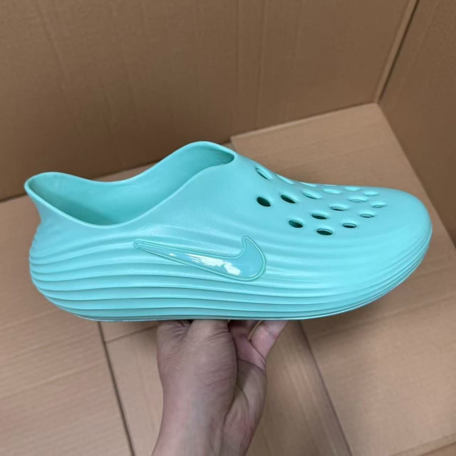 Slides & Sandals Batch Nike Clogs Series