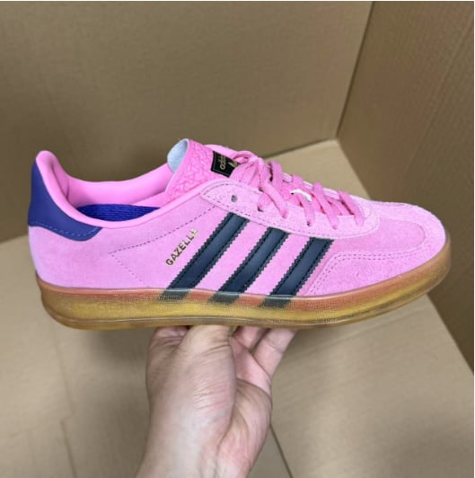 View 3 - Black / Pink