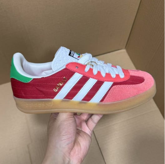 View 7 - Red