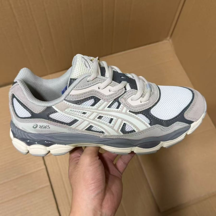 View 6 - Grey / Beige