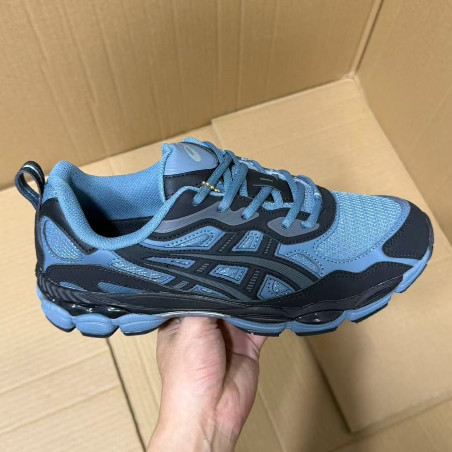 View 4 - Black / Blue