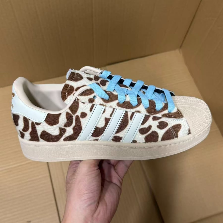 View 4 - Brown / Beige