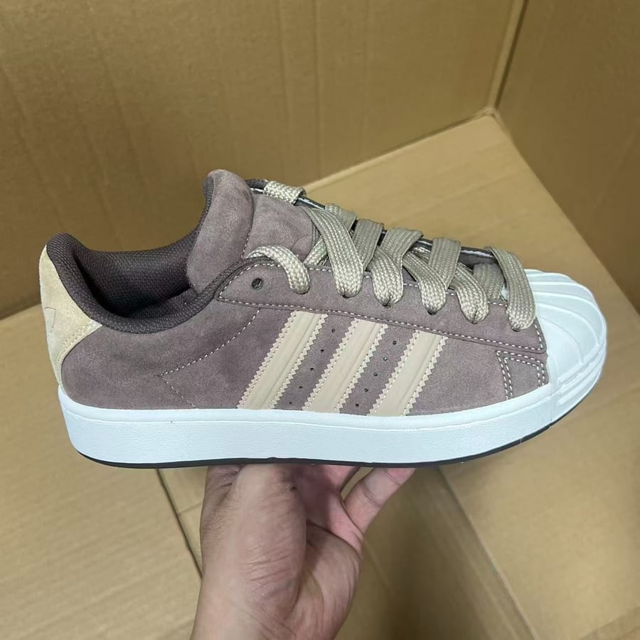 View 3 - Brown