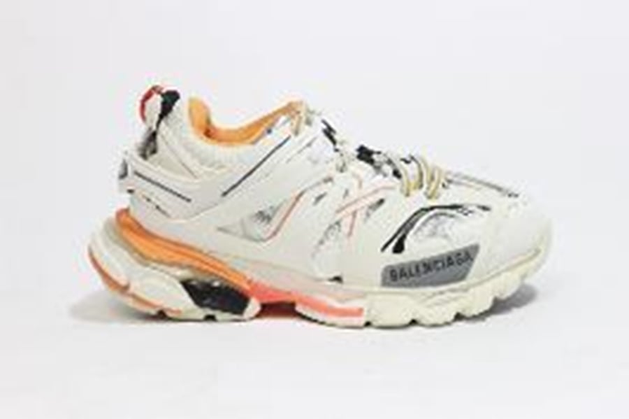 View 4 - Confirm on WhatsApp