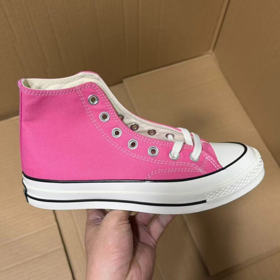 View 4 - Red / Pink