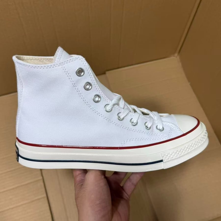 View 6 - White