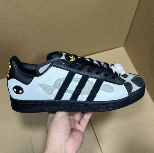 View 4 - Black / Grey