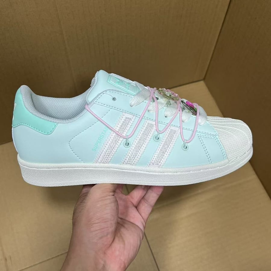 View 6 - Green
