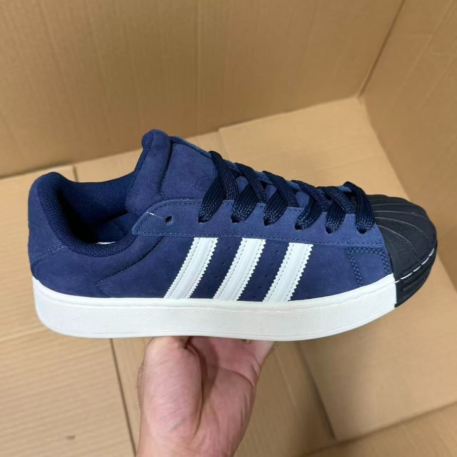 Sneakers Exclusive Batch Superstar Series