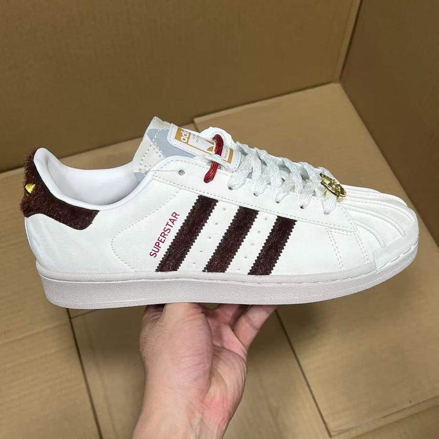 View 5 - White / Brown