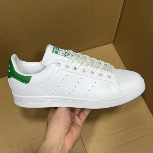 Sneakers Batch Stan Smith Series