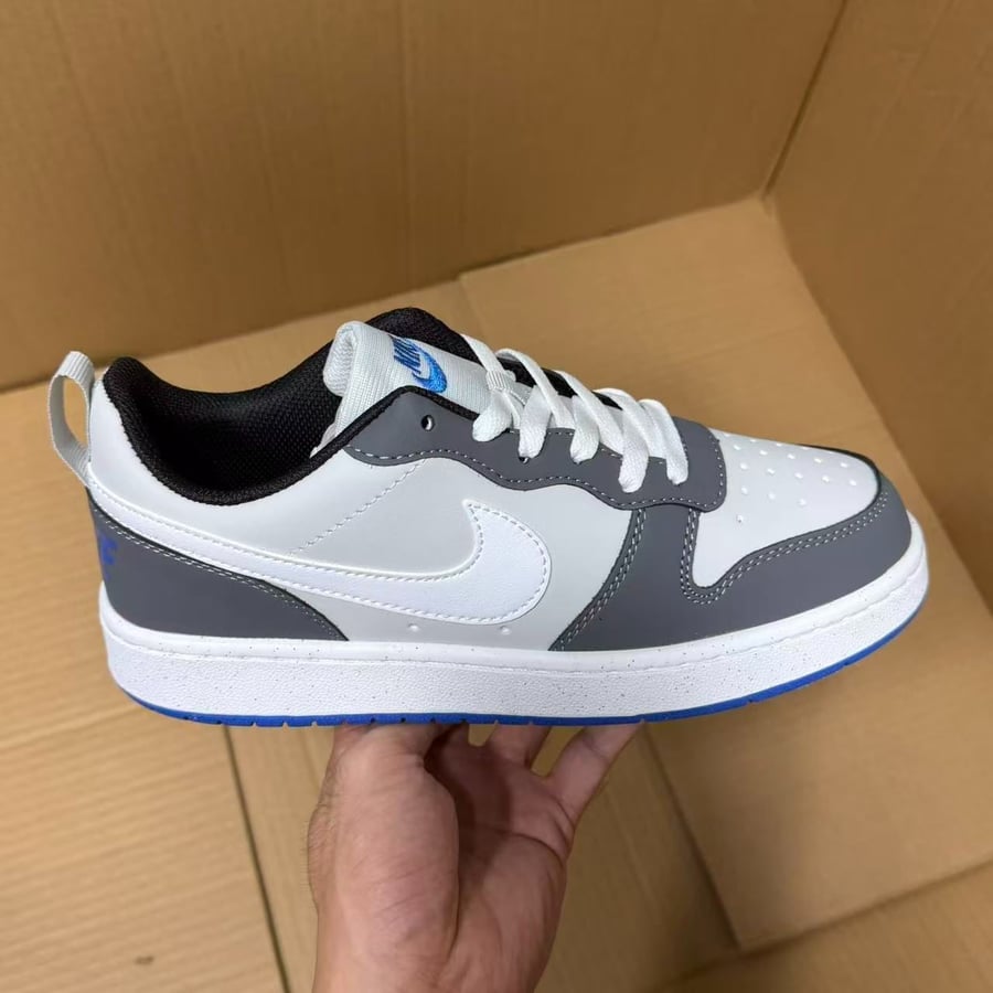 View 6 - White / Grey