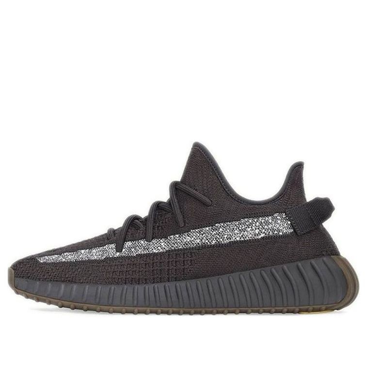 Yeezy - Black