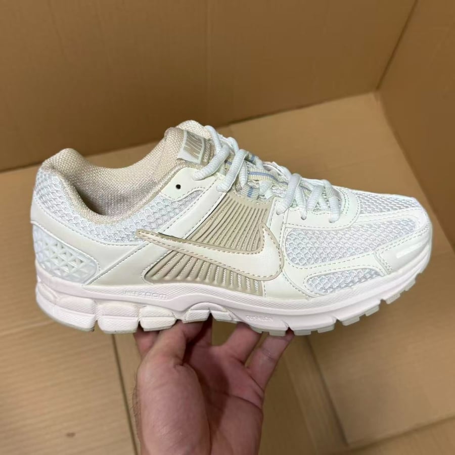 View 2 - Beige