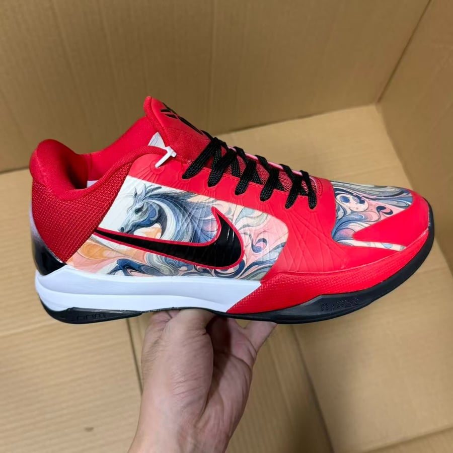 View 7 - Black / Red