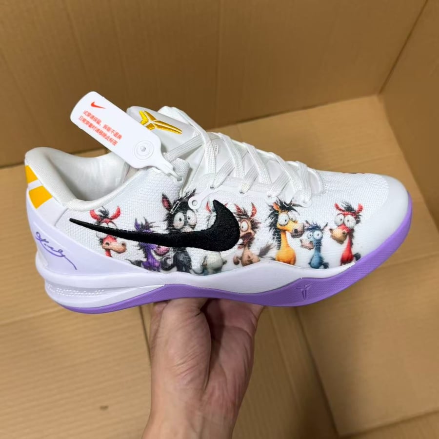 View 3 - White / Purple