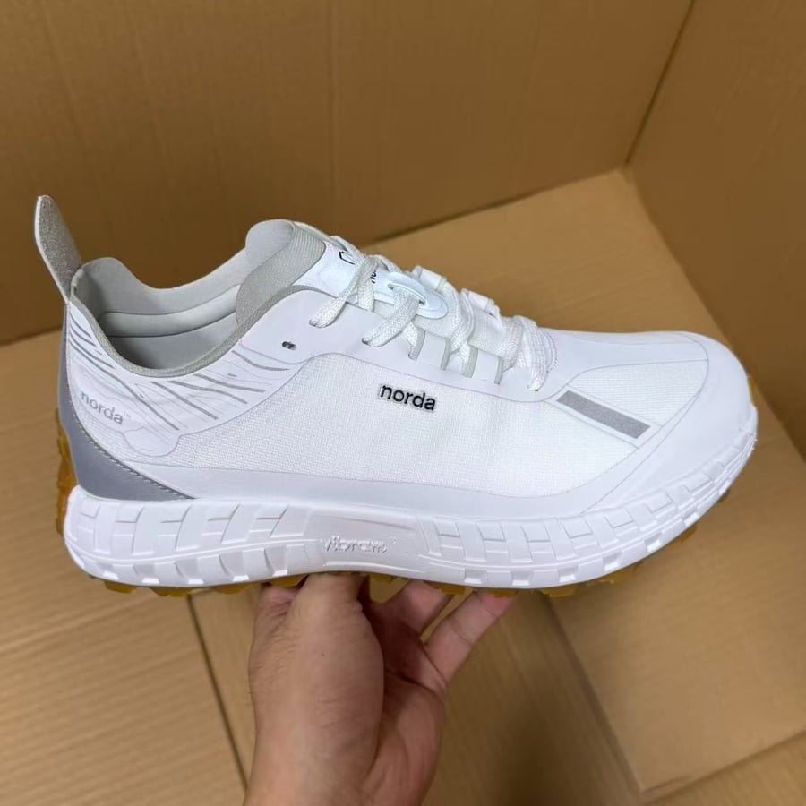 View 3 - White