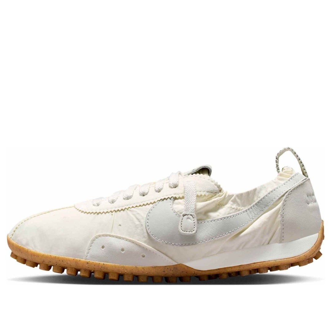 Nike - White