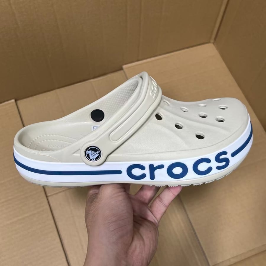View 7 - White / Blue