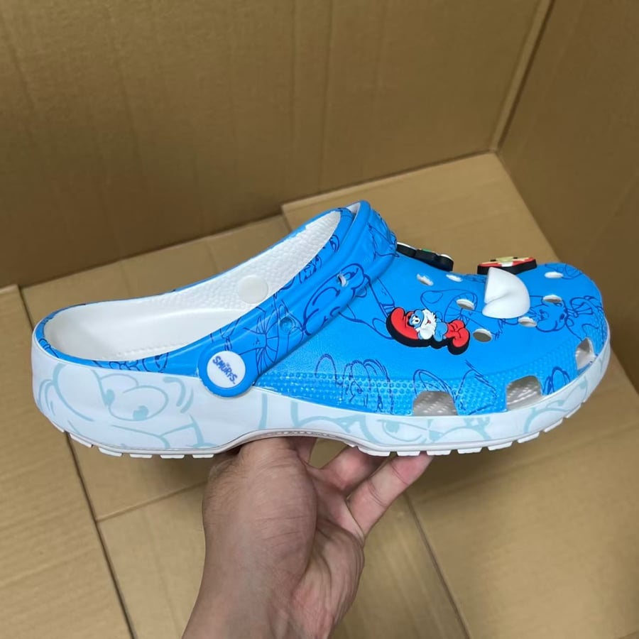 View 6 - White / Blue