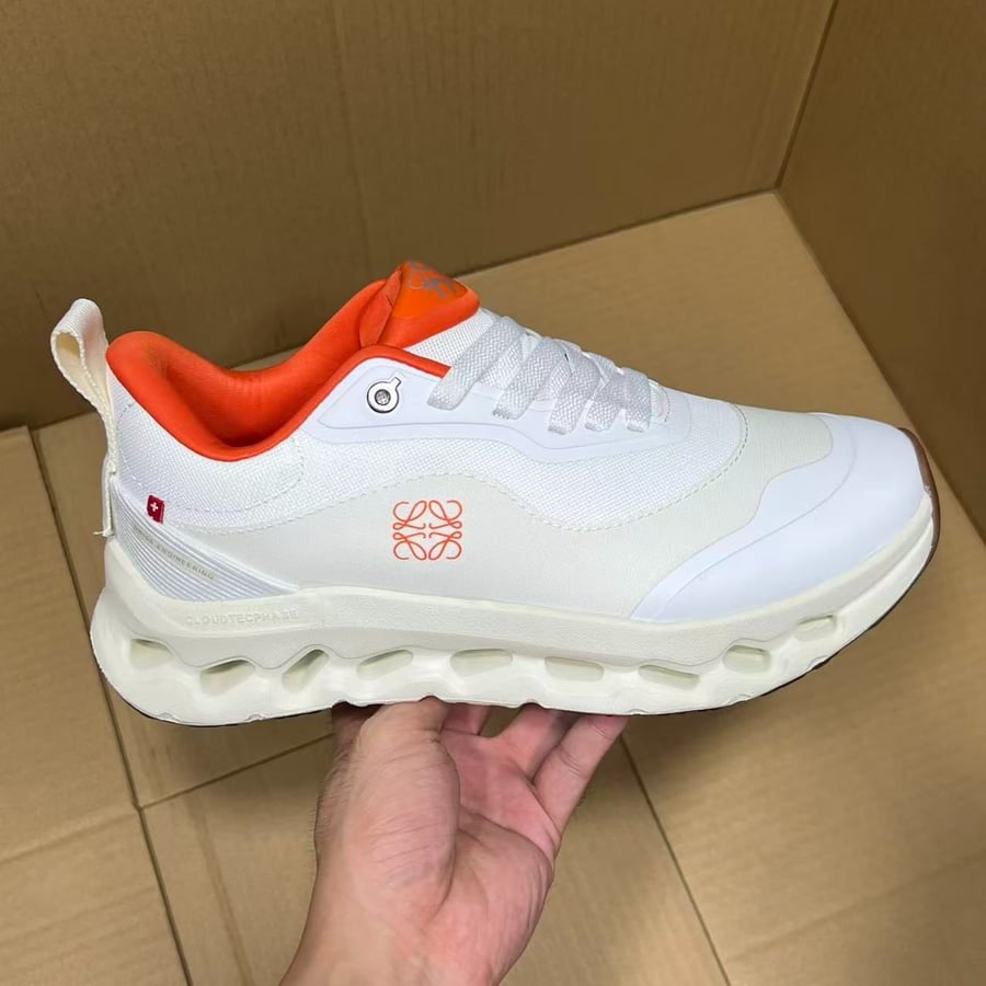 View 7 - White / Orange