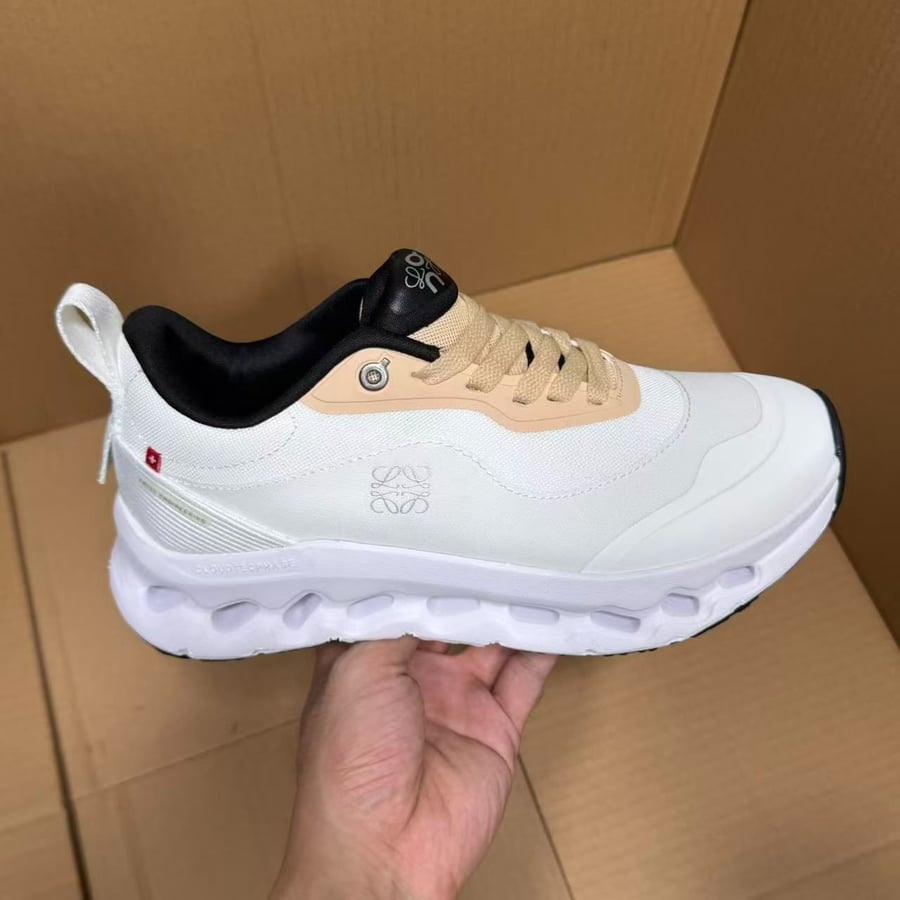 View 5 - White / Brown