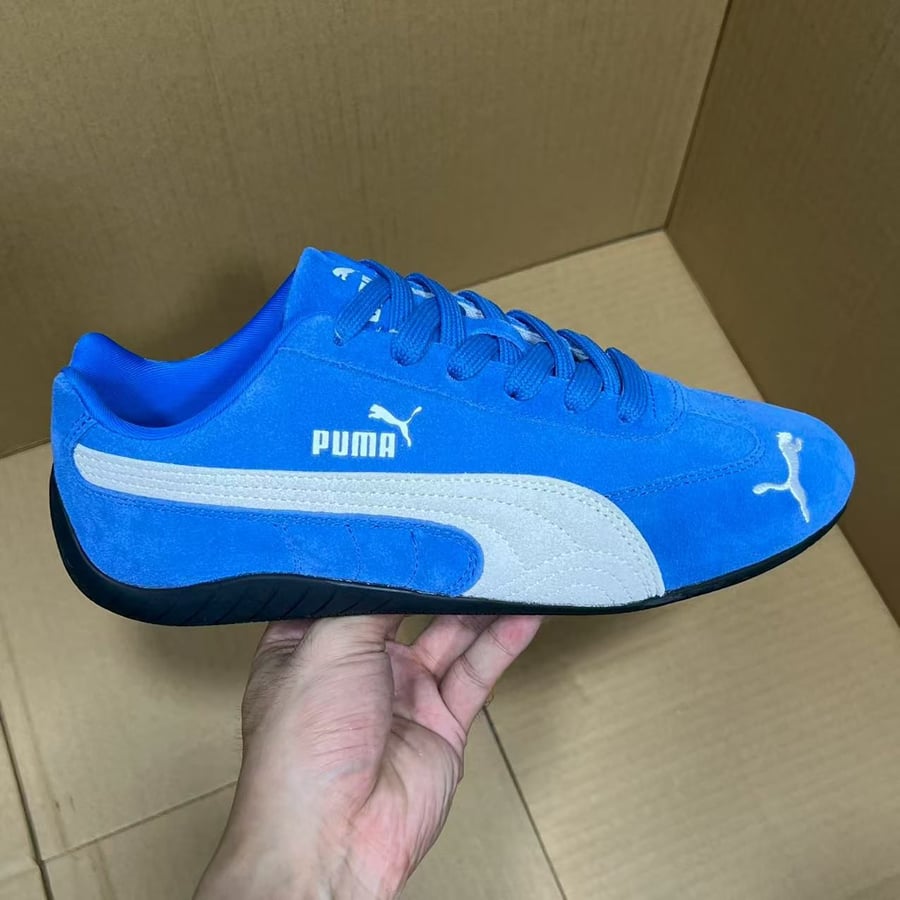 View 7 - White / Blue