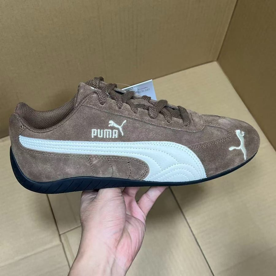 View 2 - White / Brown