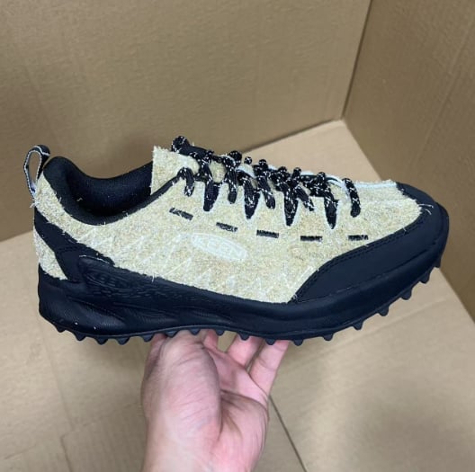 View 2 - Black / Brown