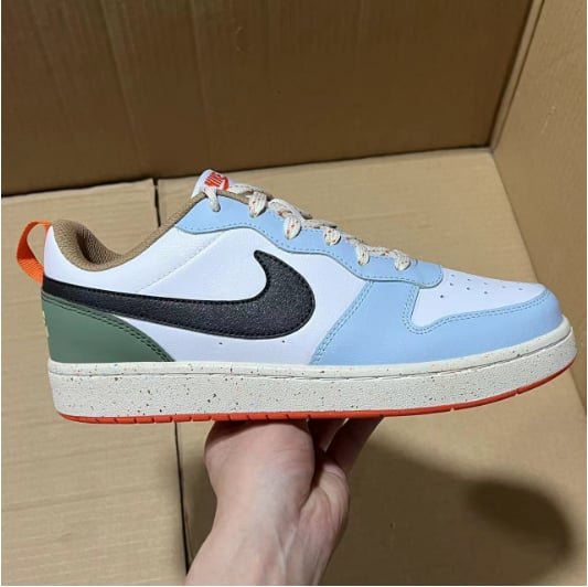 View 2 - White / Blue