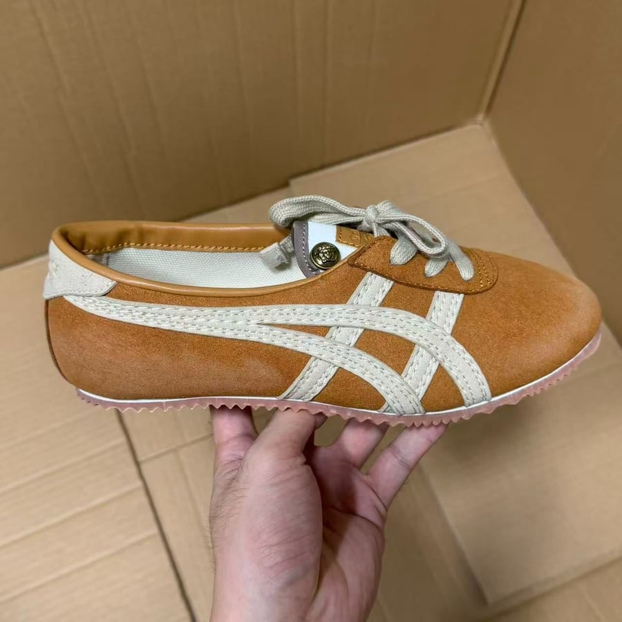View 8 - Brown
