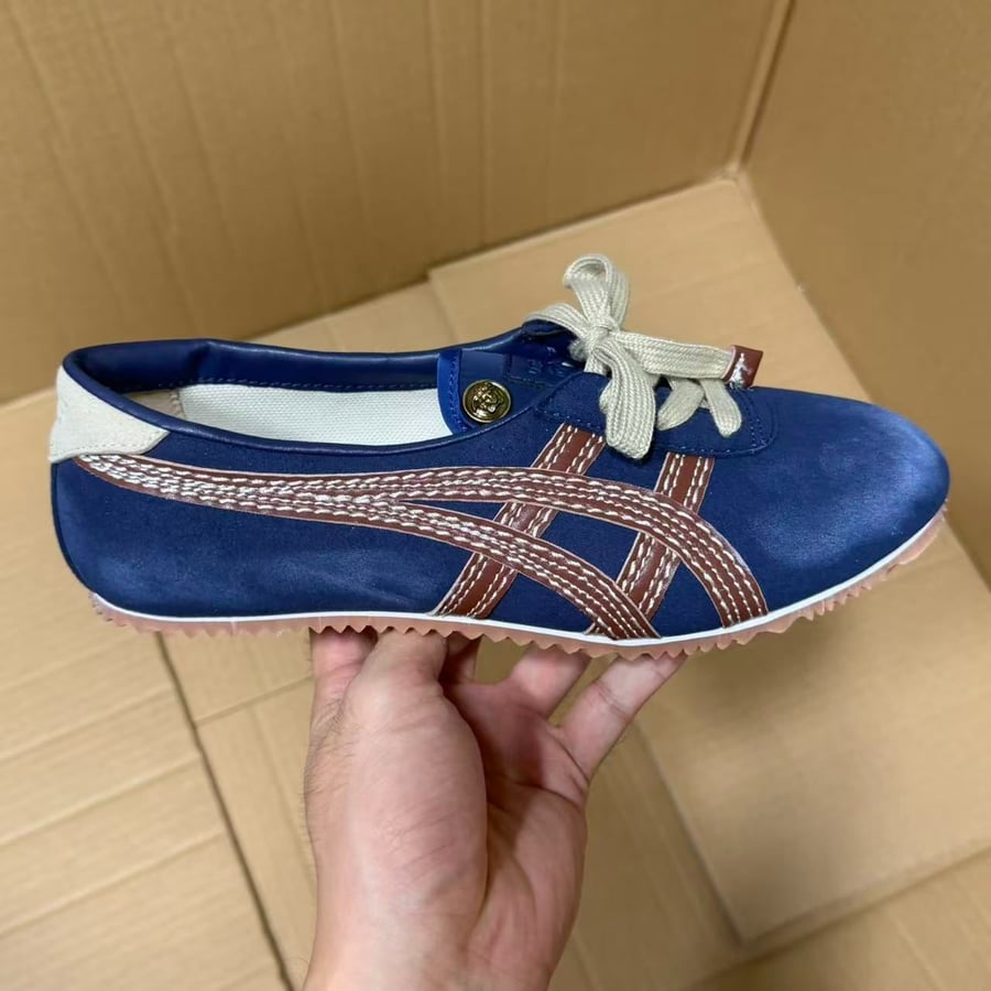 View 4 - Brown / Blue