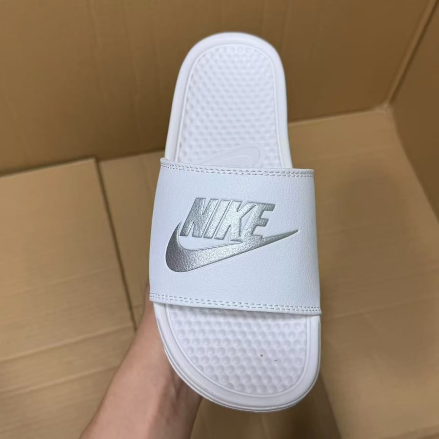 Slides & Sandals Batch Nike Slides Series