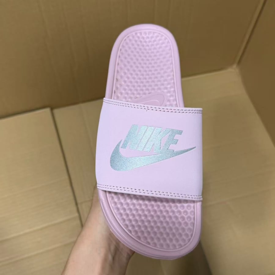 View 4 - Grey / Pink