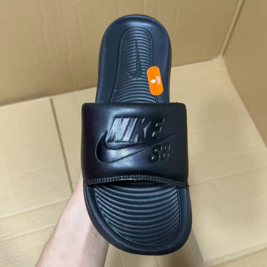 Slides & Sandals Batch Nike Slides Series