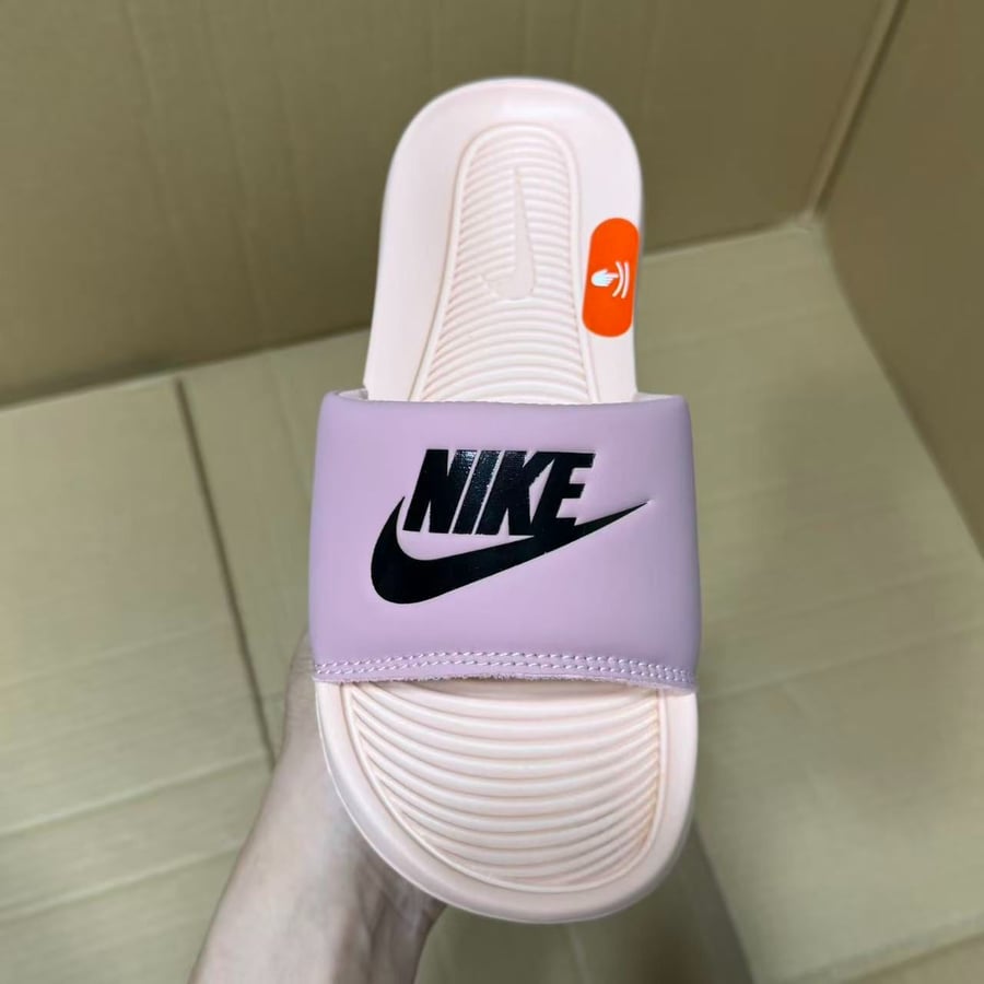 Slides & Sandals Batch Nike Slides Series