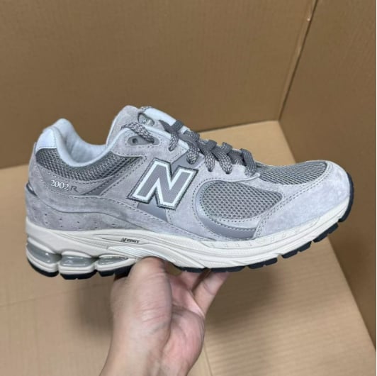 Designer Sneakers Batch Style & Price Collection