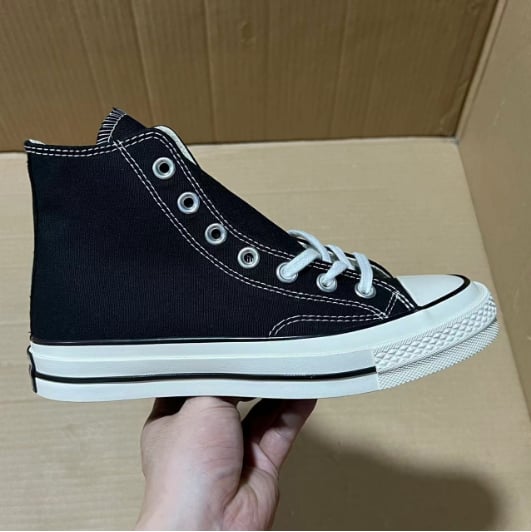 View 2 - Black