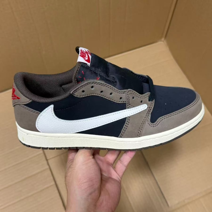 View 3 - Black / Brown