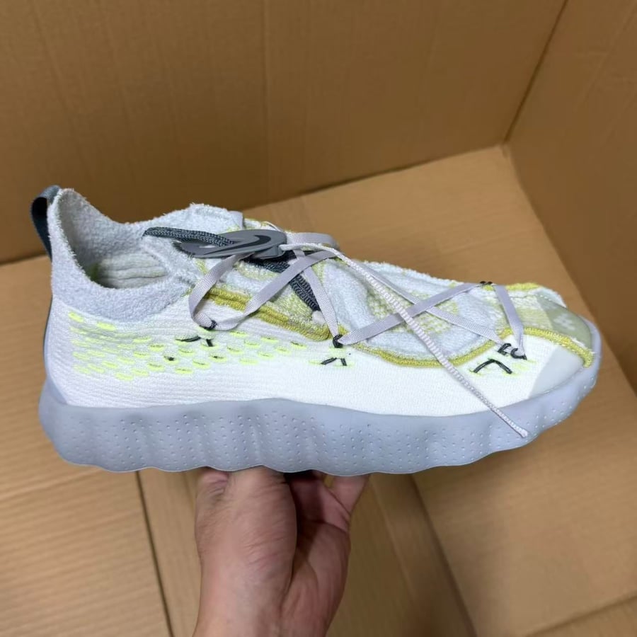View 3 - Grey / Green