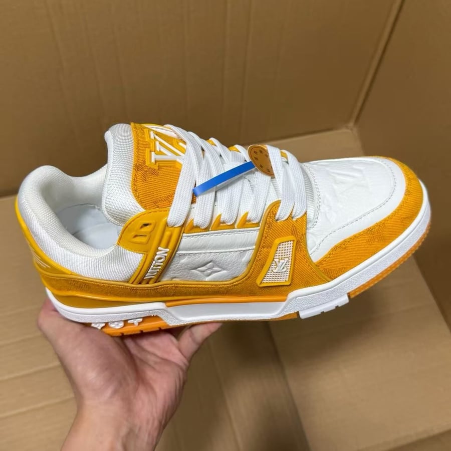 View 8 - Yellow / Orange