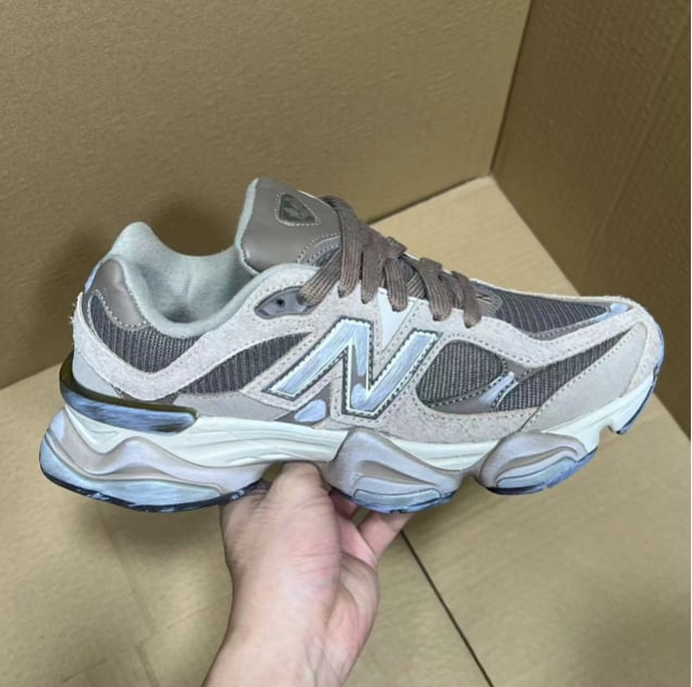 View 4 - Grey / Brown